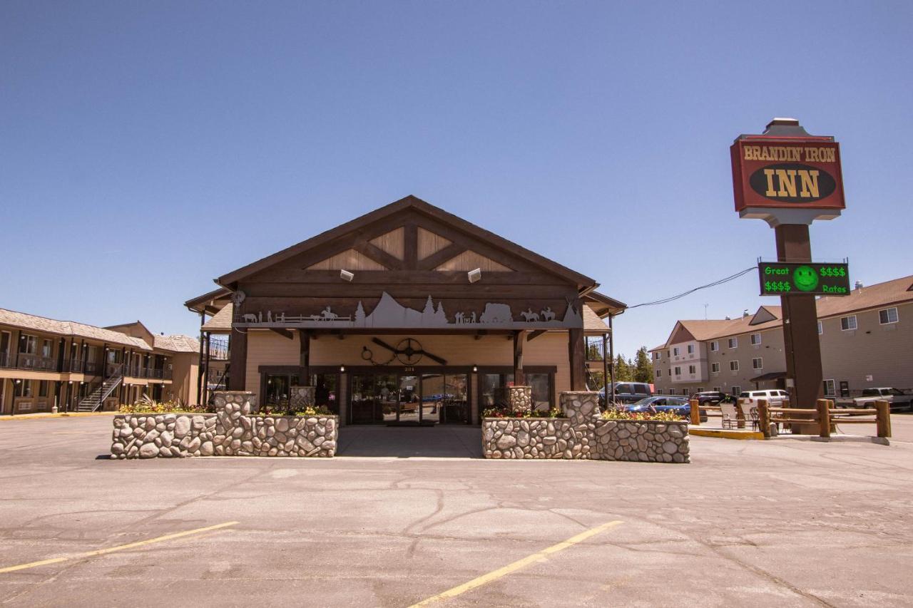 Brandin' Iron Inn West Yellowstone Exteriör bild