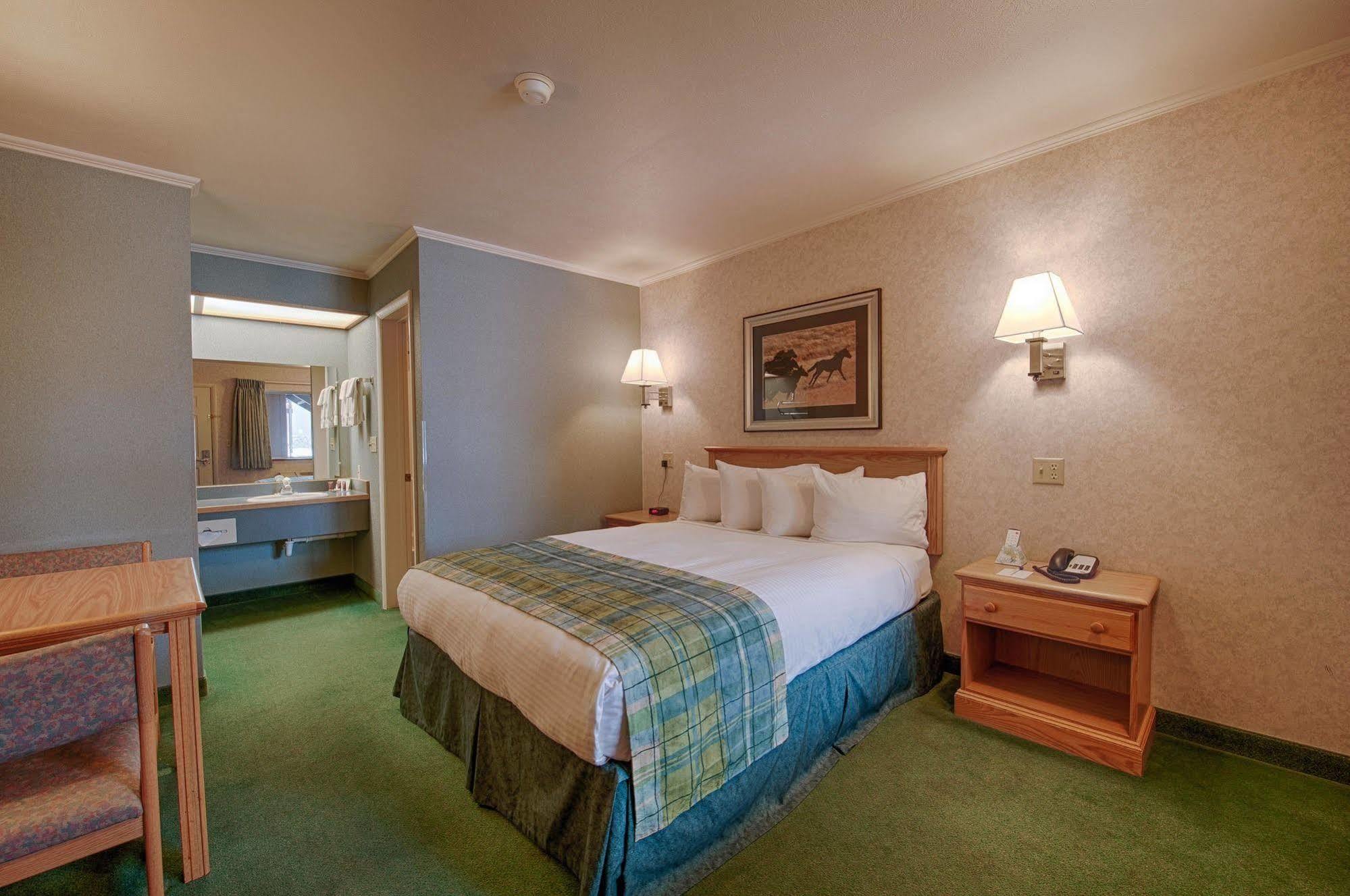 Brandin' Iron Inn West Yellowstone Exteriör bild